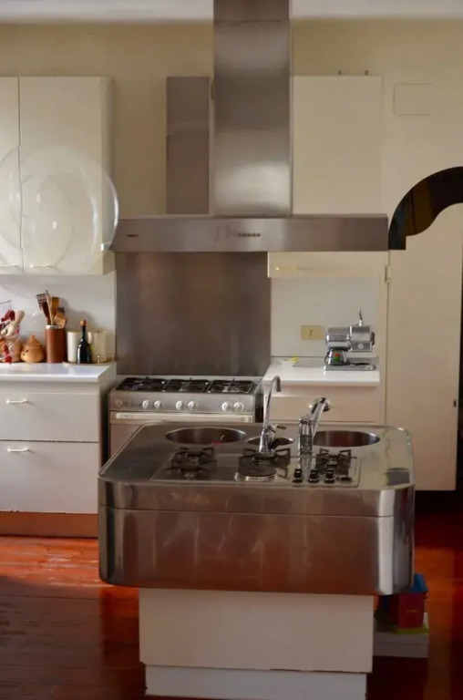 Exclusive Cairoli Apartment