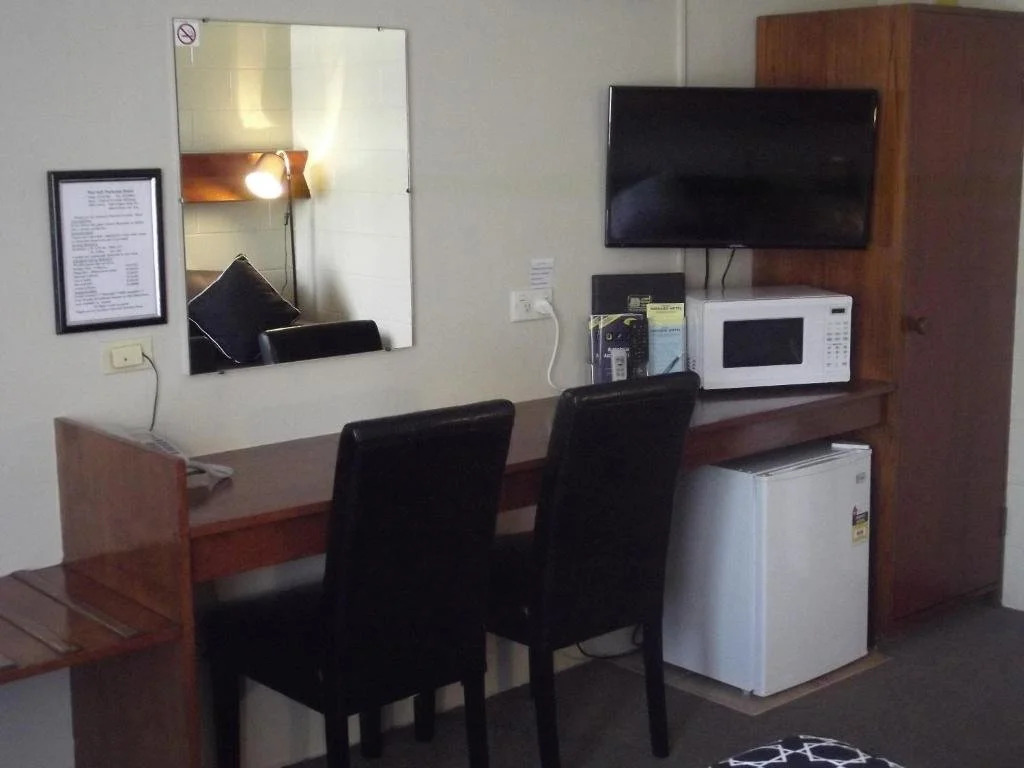 Morwell Parkside Motel
