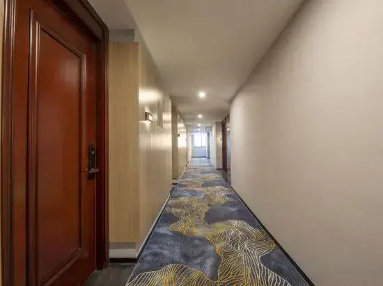 HuaJiYaShe Hotel Huzhou Zhili Childrens Clothing City