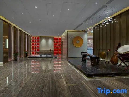 Maison New Century Hotel