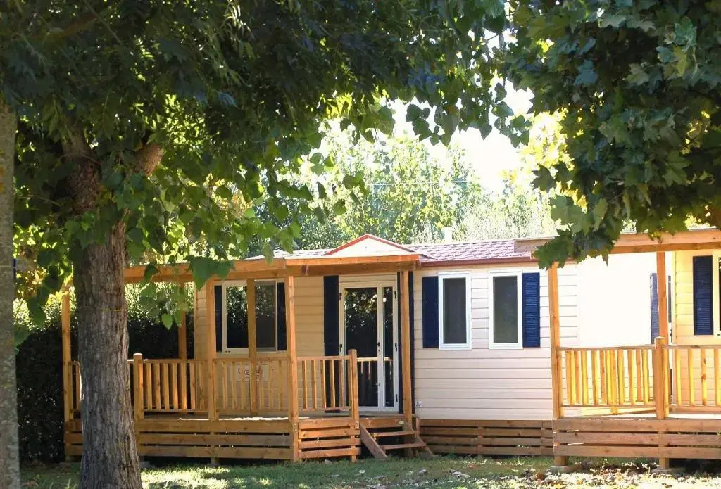 Blu International Camping