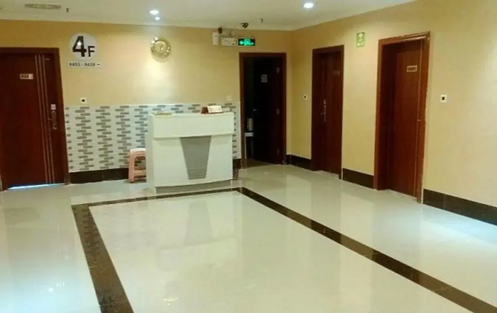 Junzilan Business Hostel(东莞君子兰商务酒店)