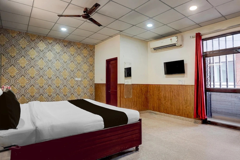 Deluxe Hotel O Sector 58 Mohali Hotel Alpha