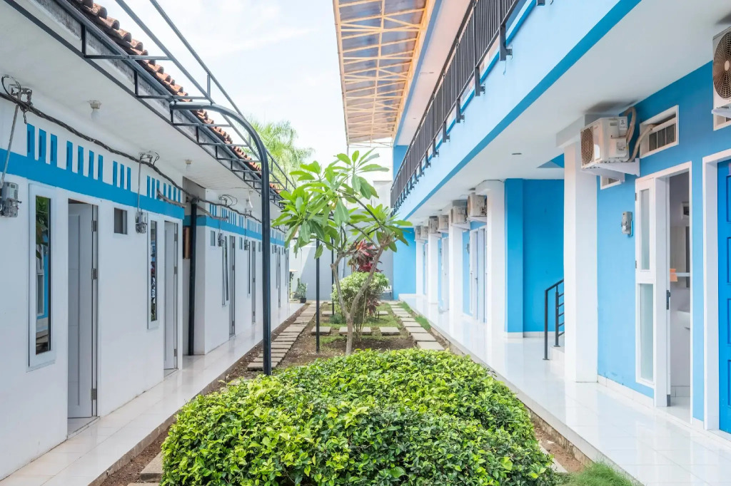 Hz Residence
