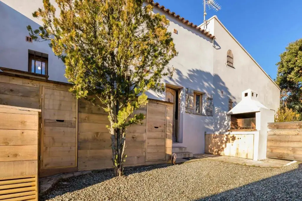 Villa à 5mn des plages avec piscine/jardin privée