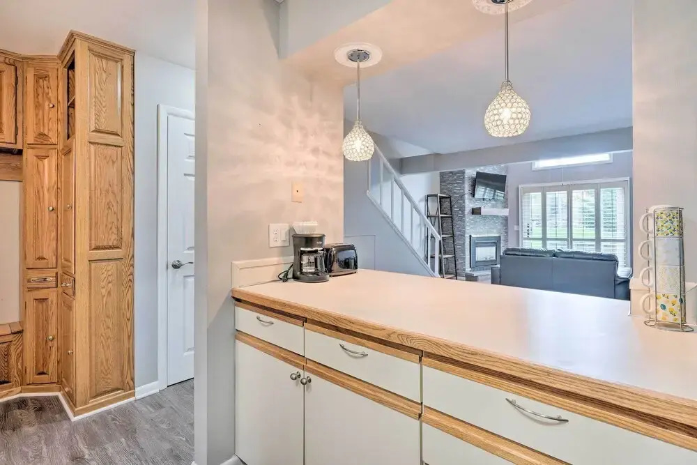 Ellicottville Townhome ~ Half Mi to Slopes!