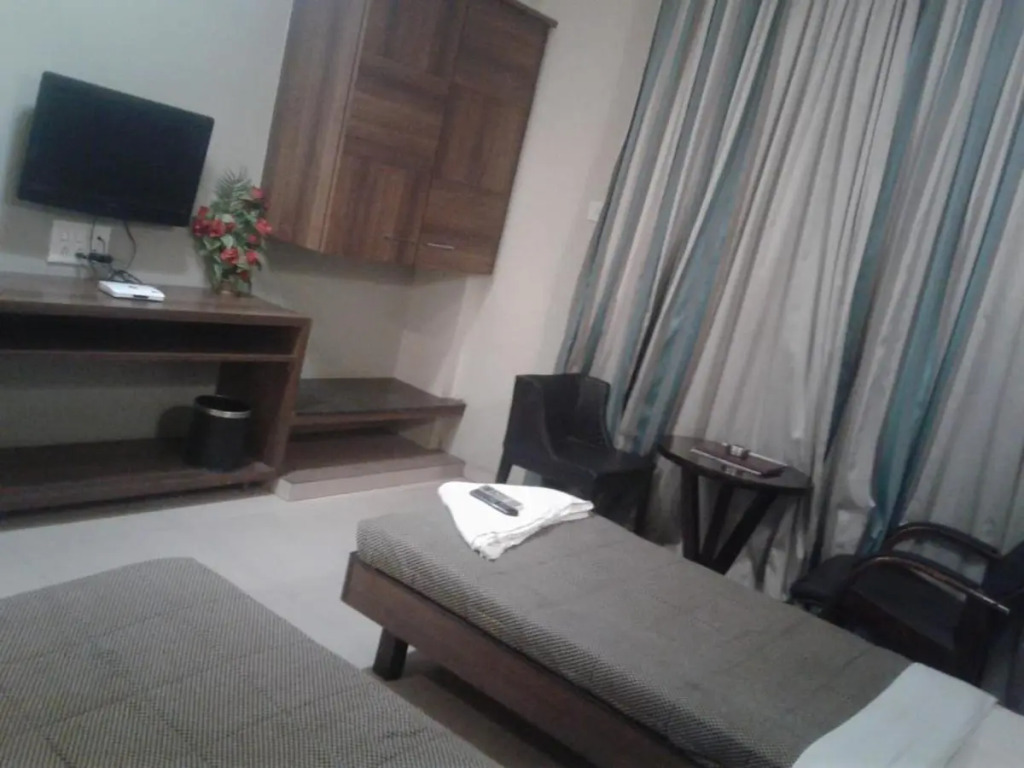 Hotel Krishna International, Sangli