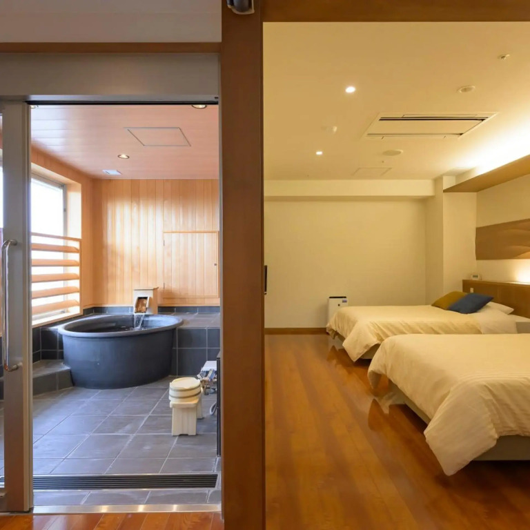 Tendo Hotel