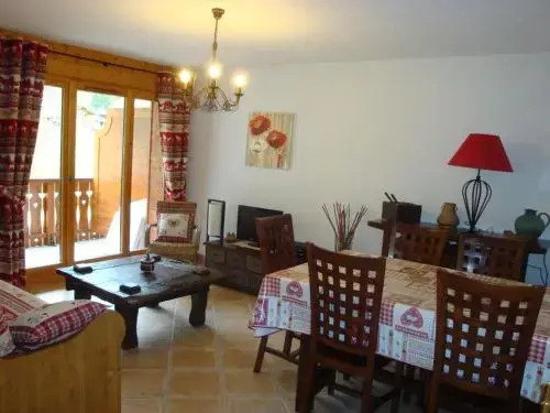 Apartment Chaleureux - Proche De Tout 1