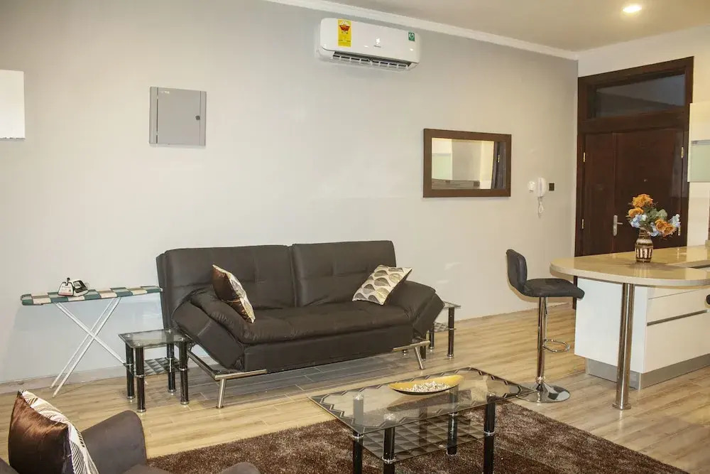 Emerald Suites