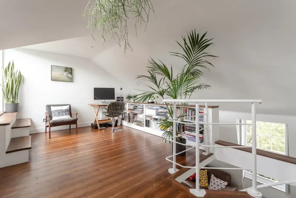 Modern 2 Bedroom Apartment With Balcony Close To Borough tube