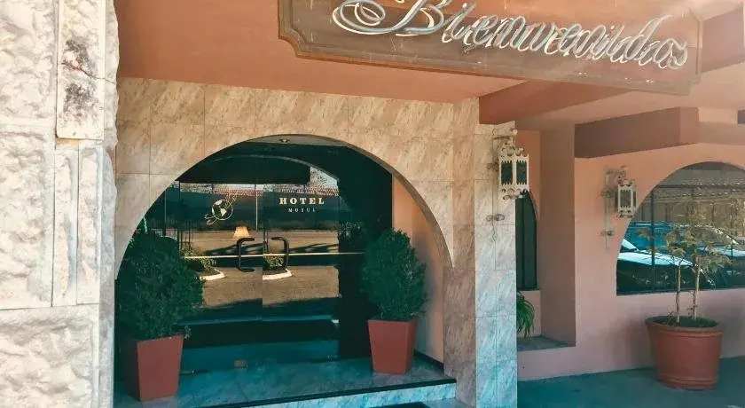 Hotel Mosul