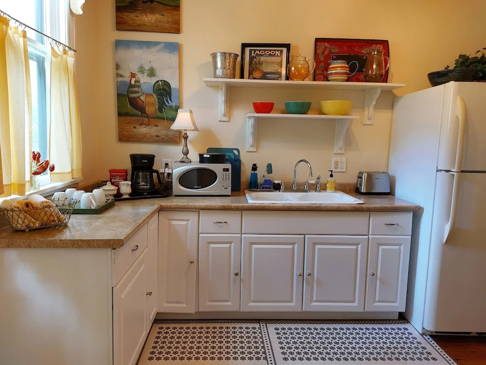 Urban Cottages