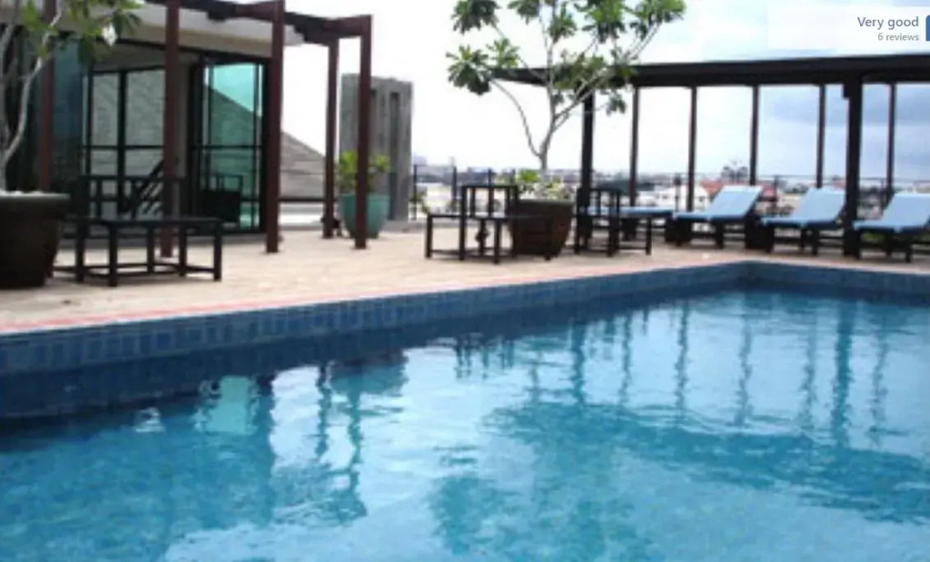 Luxe Residence