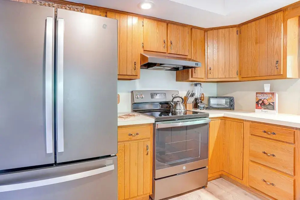 Mcgaheysville Home w/ Screened Porch & Gas Grill!