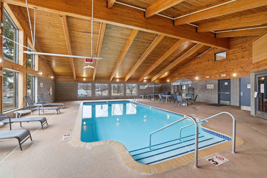 AmericInn by Wyndham White Bear Lake St. Paul