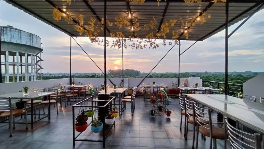 Asapian House - A Luxury Homestay at Moradabad