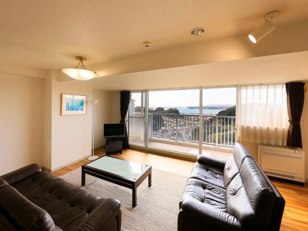 Katsuura Hilltop Hotel & Residence
