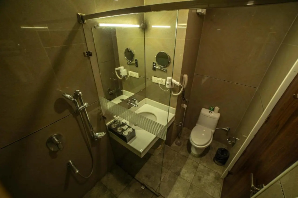 Hotel JSR Continental