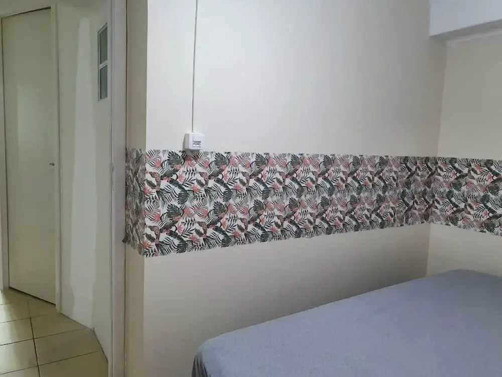 WR7 Hostel