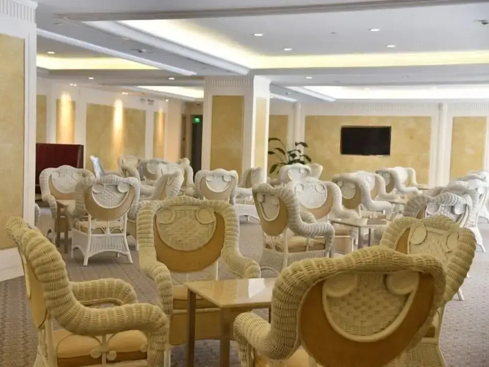 GreenTree Eastern Shanghai Changning Hongqiao Airport LongBai Hotel