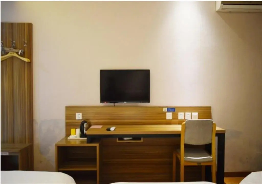 Eaka 365 Hotel Zhengding Airport Branch