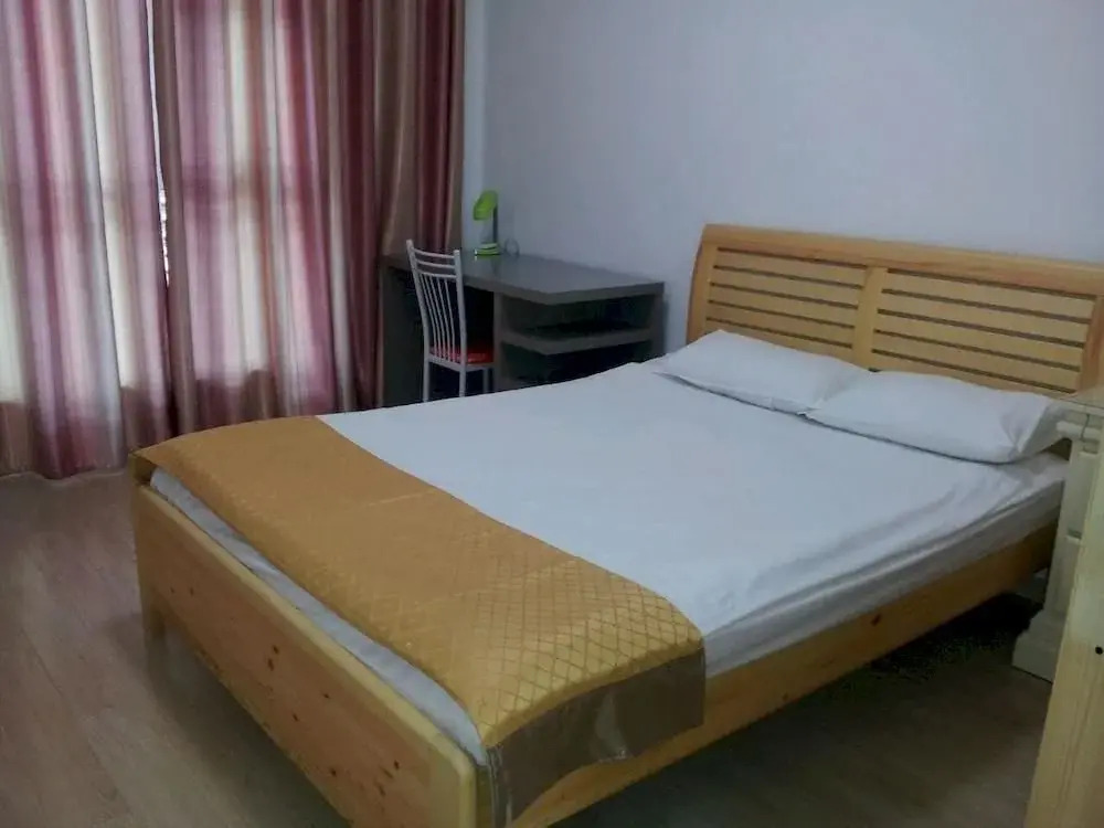 Le Jia Hotel
