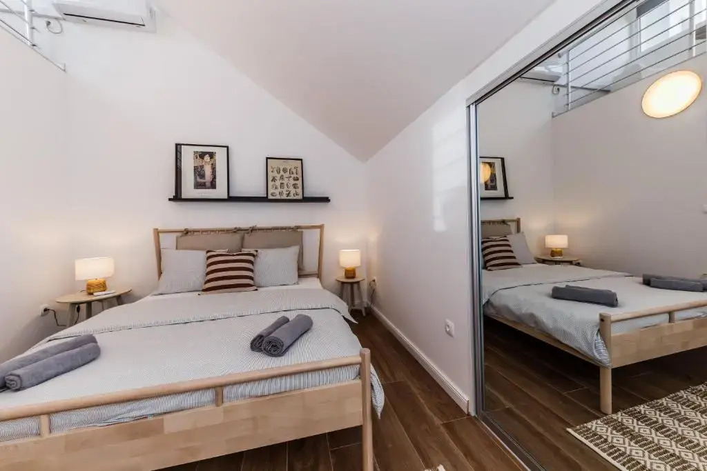 Apartment Maestral