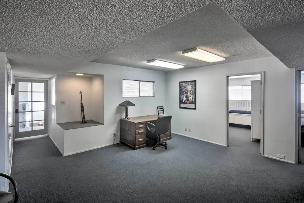 Kingman Apartment < 2 Miles to Route 66 Sign!