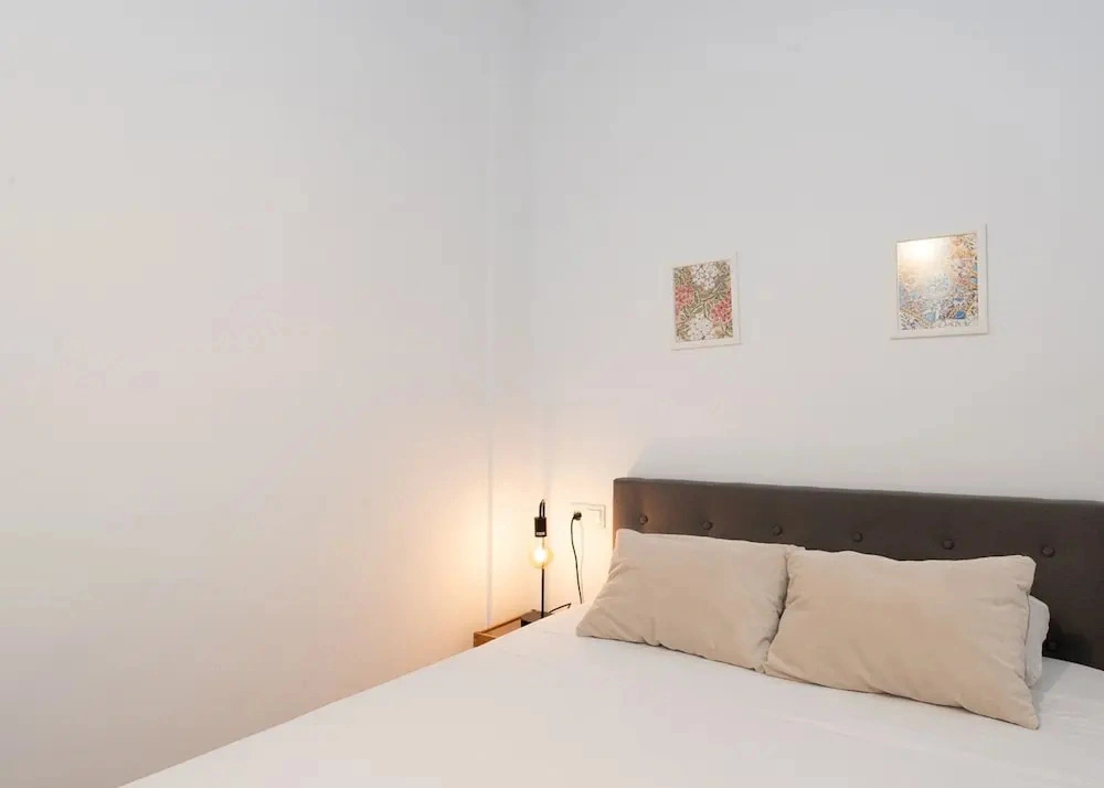 Bright and Cozy Flat in the Heart of the City