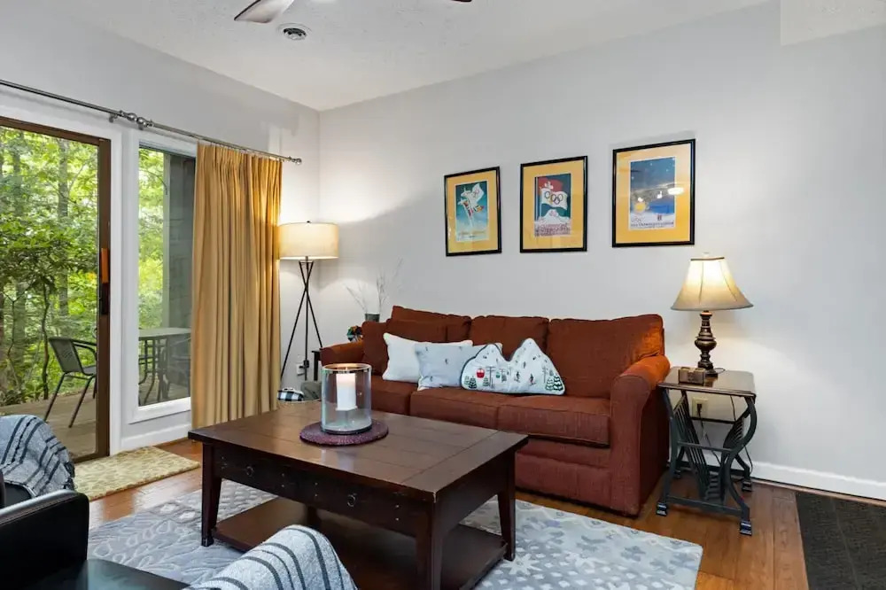 Condo at Wintergreen Walk to Slope Pool Access