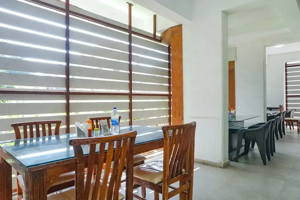 FabHotel Emersion Residency - Nr. Dnyanjyoti Savitribai Phule Udyan