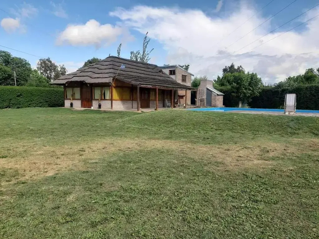 Cabaña Y Quincho Devarode