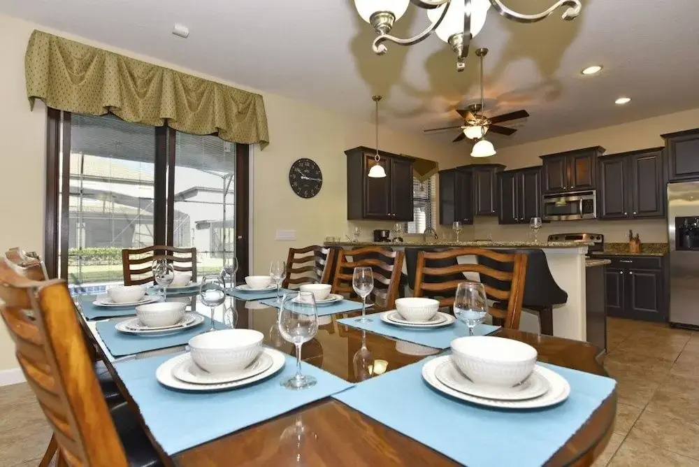 Champions Gate-9117eeclgil 7 Bedroom Home