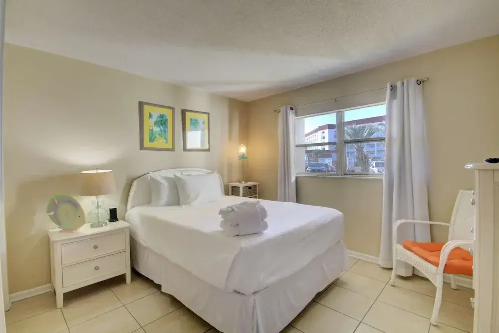 516 El Matador 2 Bedroom Condo