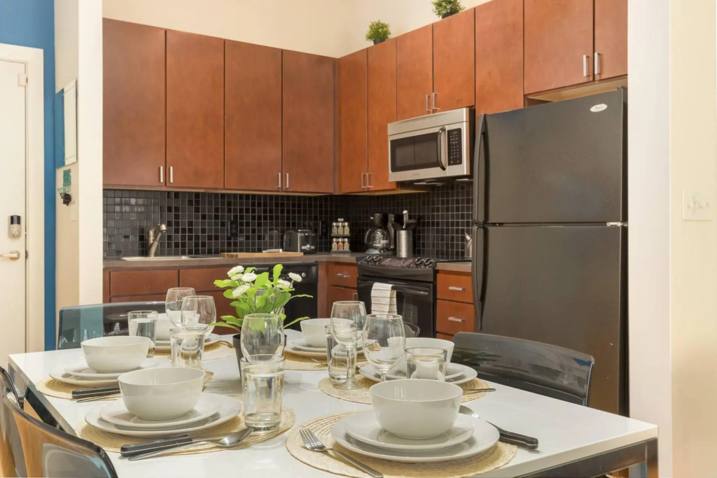 2 Bedroom Hip Apartment, Free Parking & Wifi