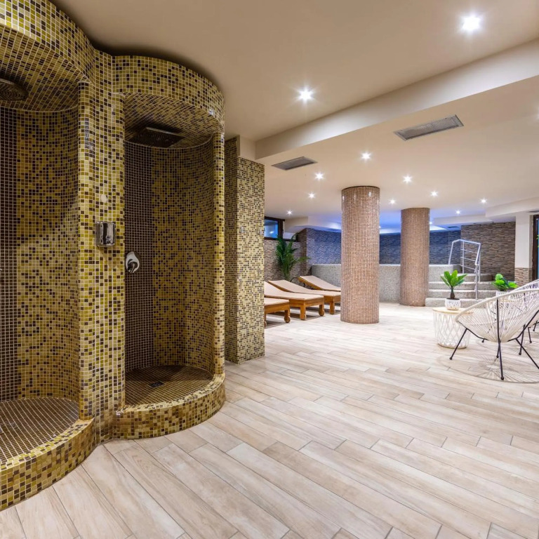 Tino Hotel & SPA
