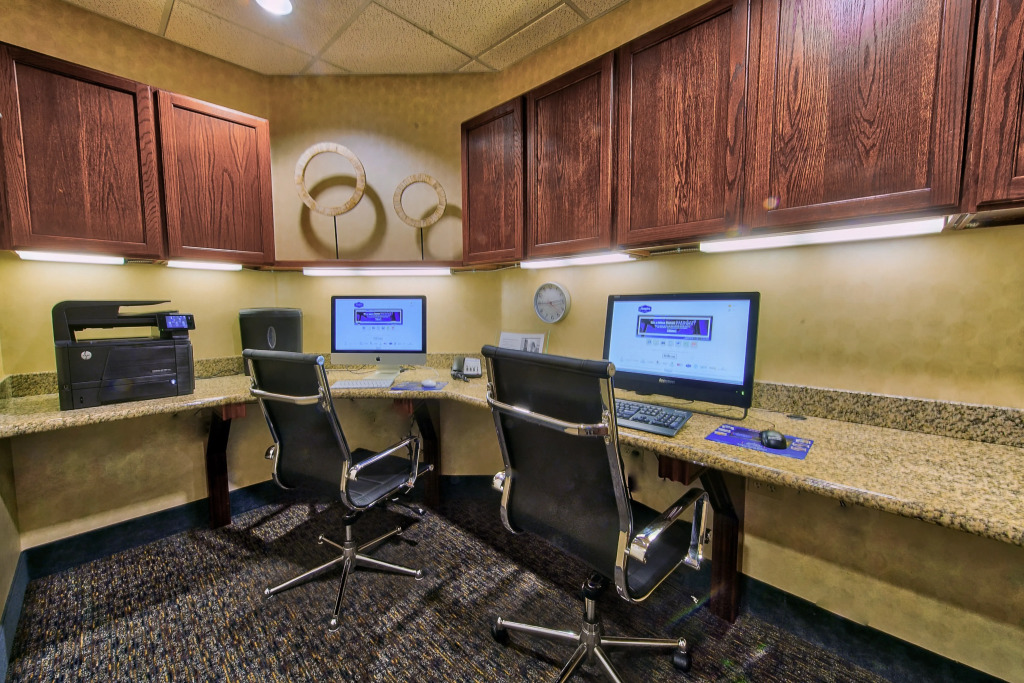 Hampton Inn & Suites Ridgecrest