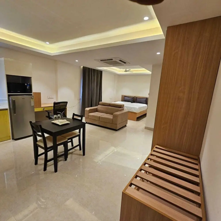 Western Suites