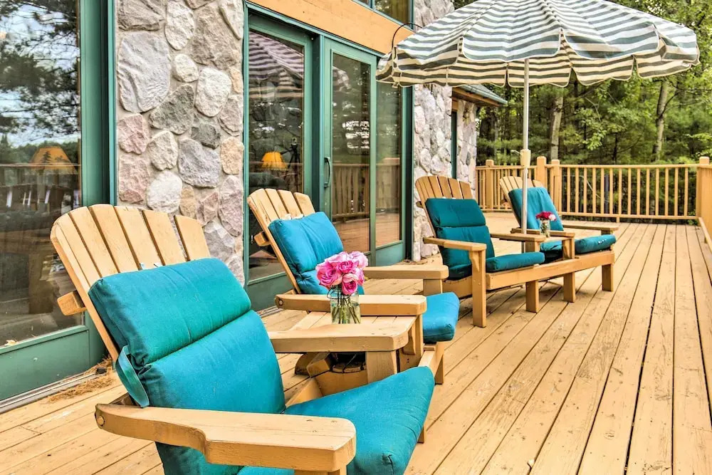 Waterfront Lake Tomahawk Cabin w/ Game Room!