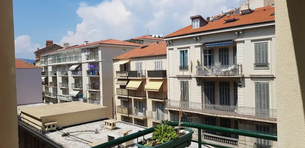 Welcome to Cannes - 45 CLEMENCEAU