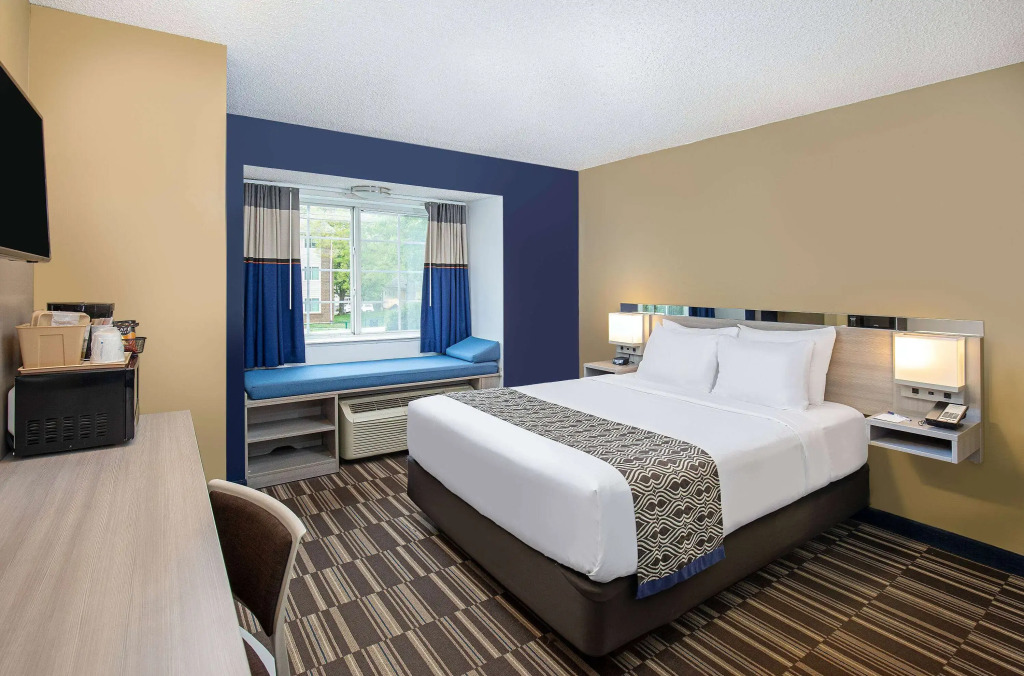 Microtel Inn & Suites by Wyndham Dry Ridge