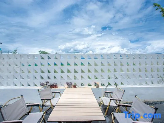 Dali Shangxia Songfeng Seaview Homestay