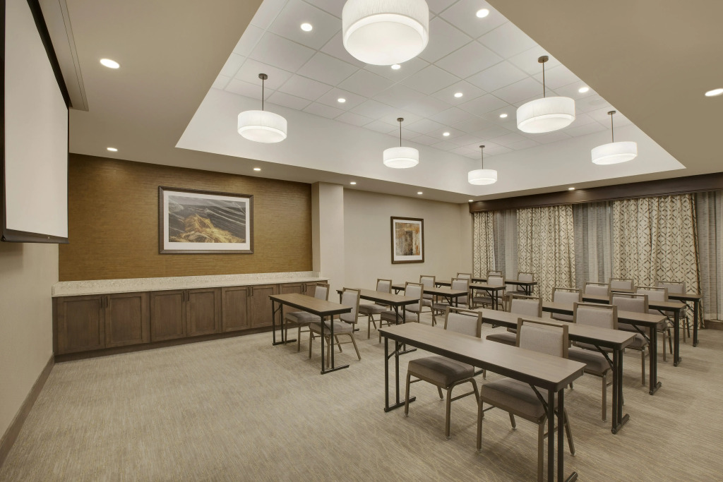 Homewood Suites By Hilton Louisville Downtown