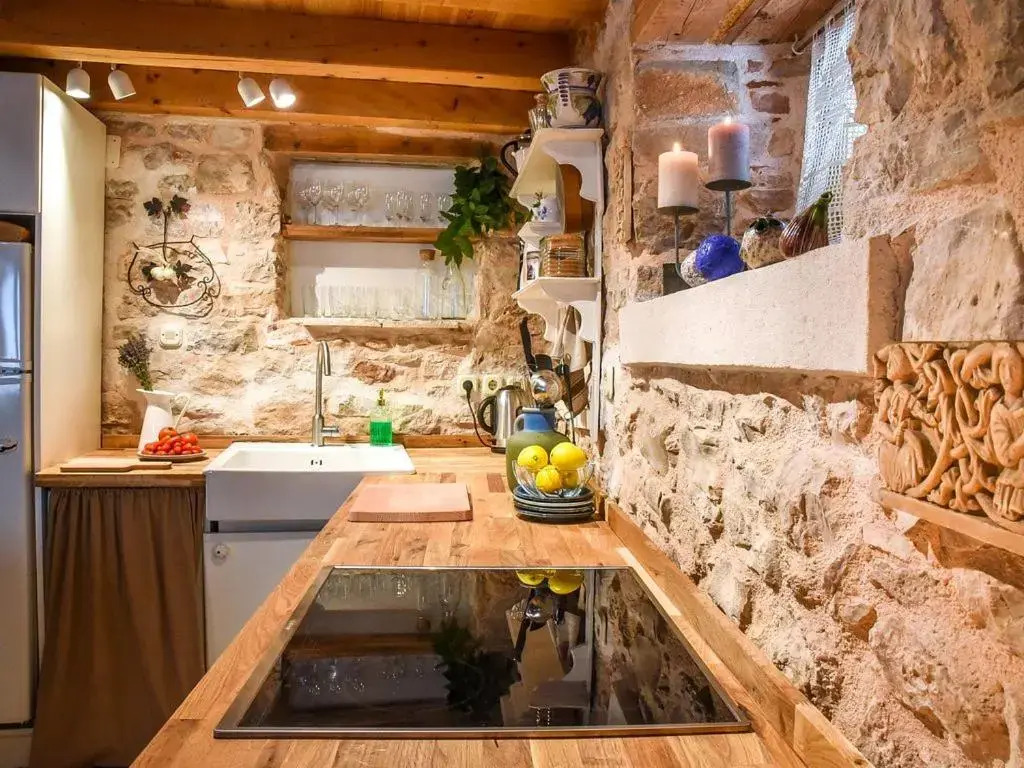 450 year-old house with a garden