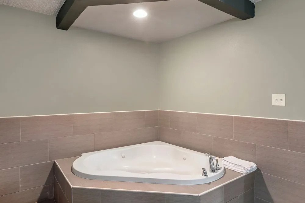 Americas Best Value Inn - Bristol / Levittown / Philadelphia