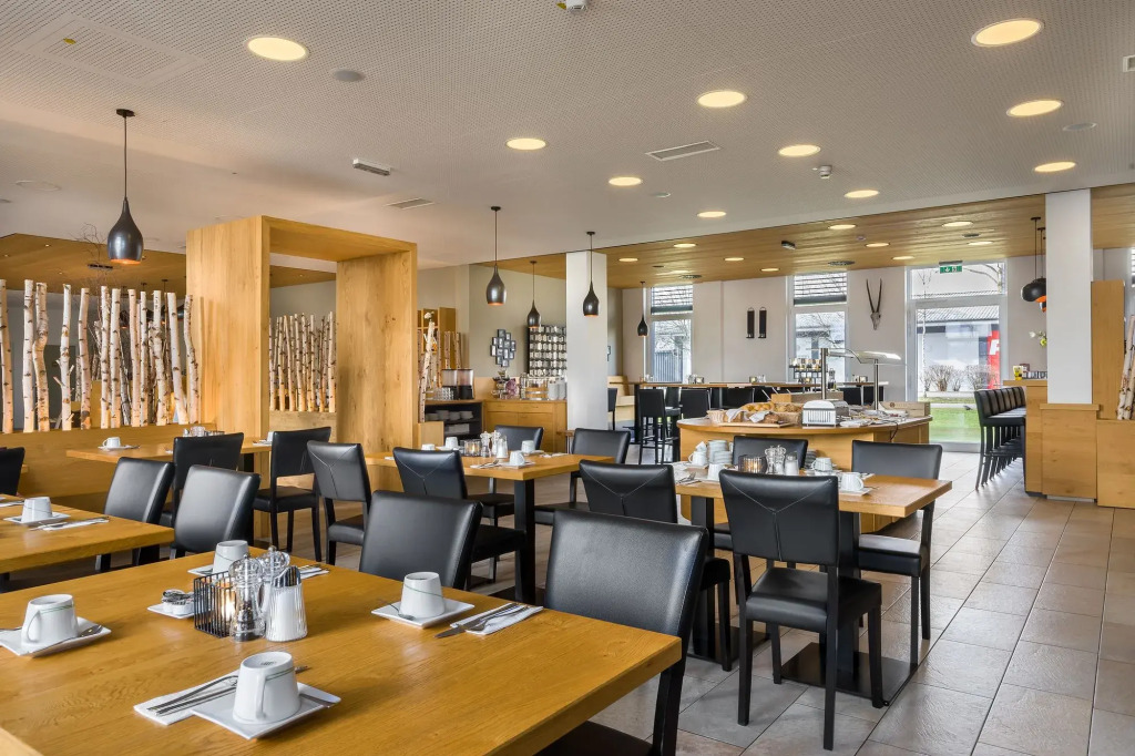 Отель Plaza Inn Dachau - München