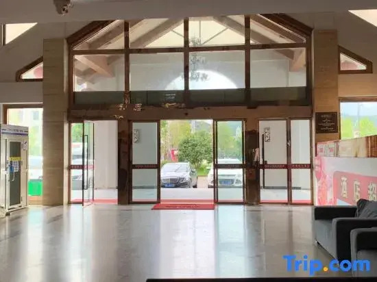 Xiangshan Film and Television City Hotel