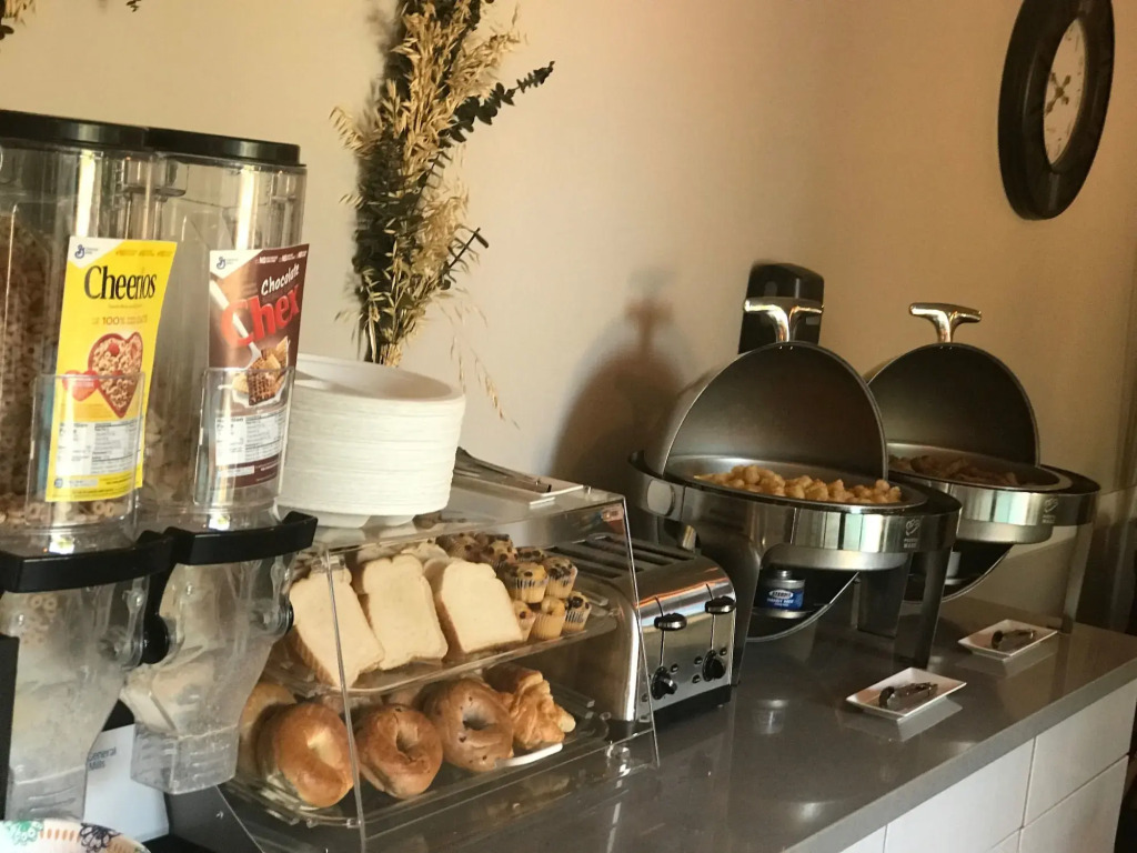 GreenTree Inn & Suites Los Angeles - Alhambra - Pasadena