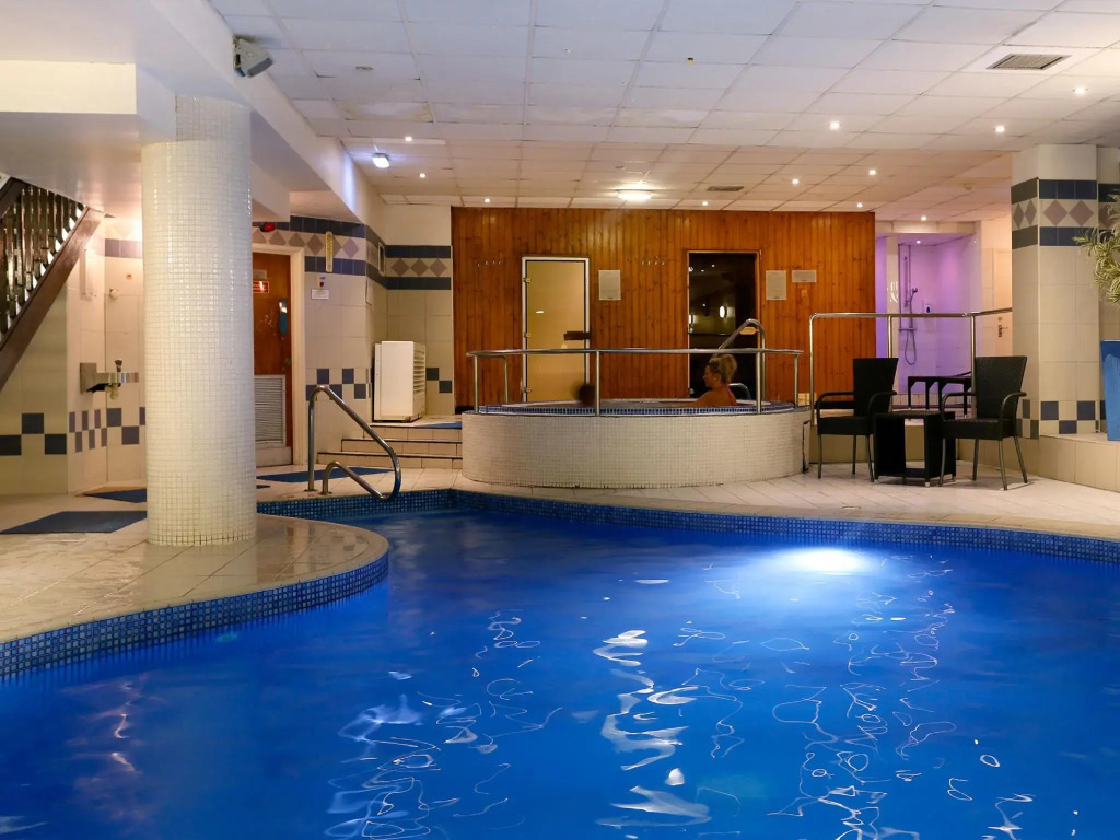 Macdonald Kilhey Court Hotel